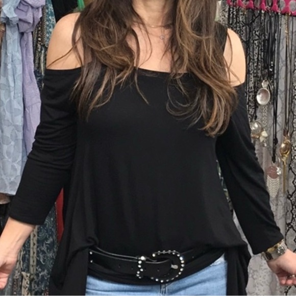 Asymmetrical Cold Shoulder Top - Picture 1 of 5